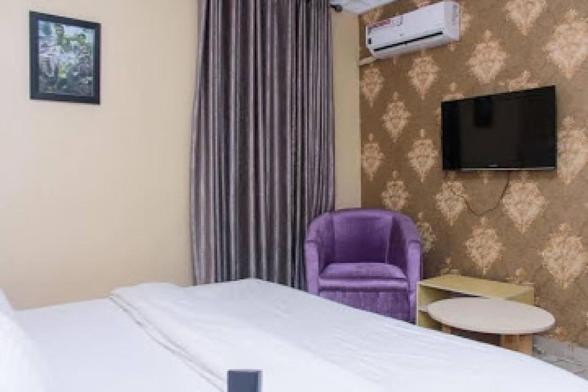 Room In Lodge - Ambience Hotels Abujahome For Leisure And Business Travellers Exterior foto